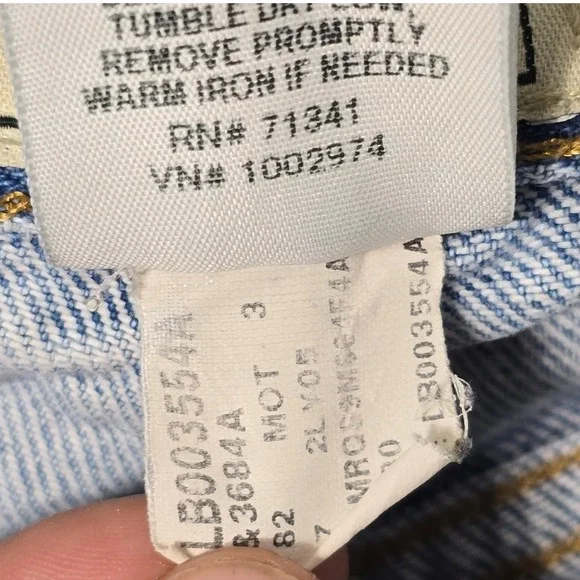 LL. Bean Jeans Mens 35x30 Natural Fit Blue Denim Straight Leg 104731 - Picture 6 of 10